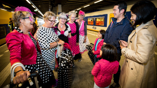 De Refreintjes in de trein-13